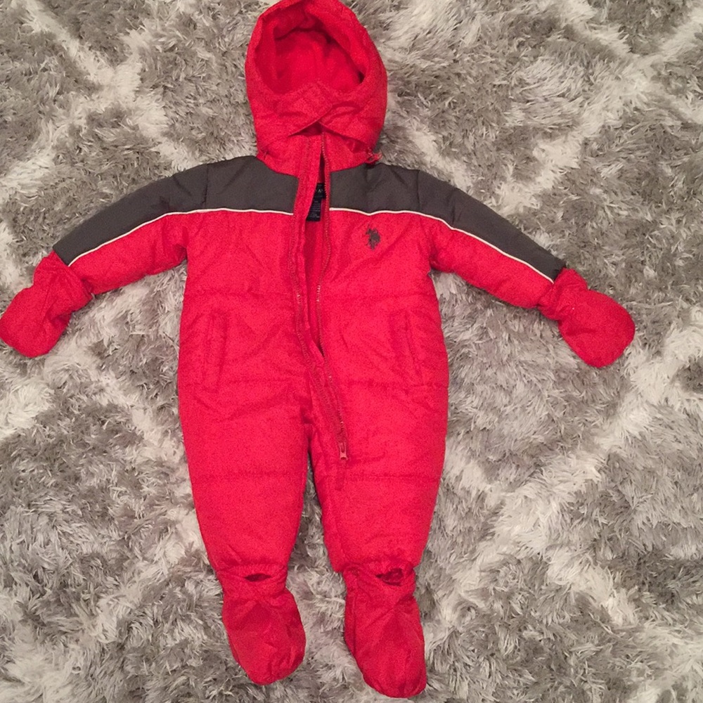 POLO ❄️⛄️18 months snow suit ❄️ ⛄️ NEVER WORN